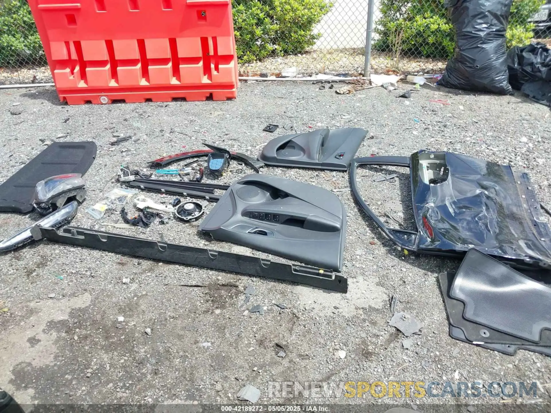 12 Фотография поврежденного автомобиля KM8K3CA37PU012526 HYUNDAI KONA 2023