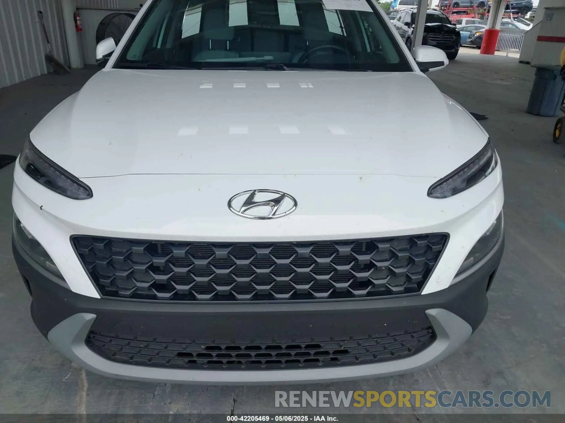 12 Photograph of a damaged car KM8K3CAB2PU025286 HYUNDAI KONA 2023