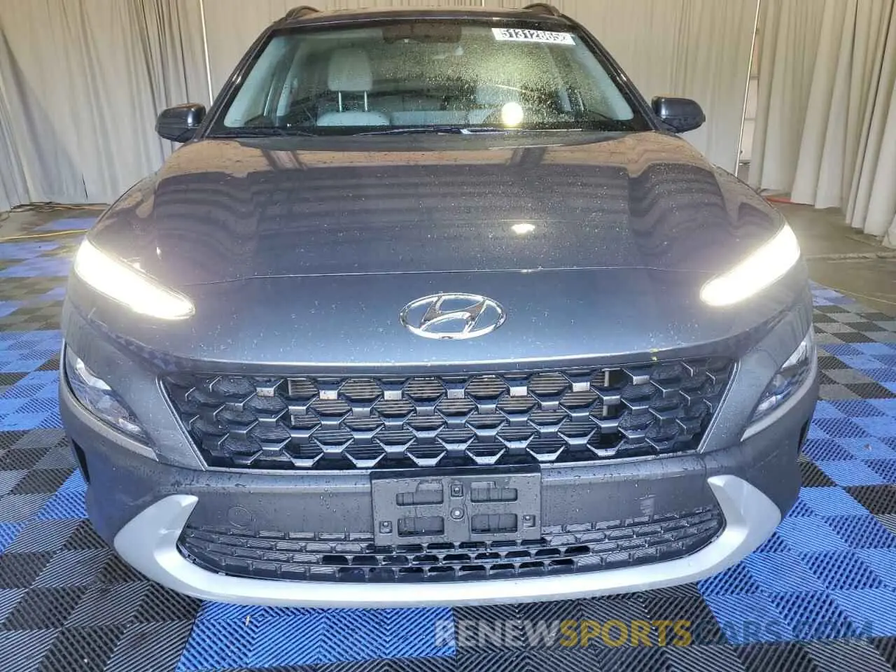 5 Фотография поврежденного автомобиля KM8K3CABXPU931850 HYUNDAI KONA 2023