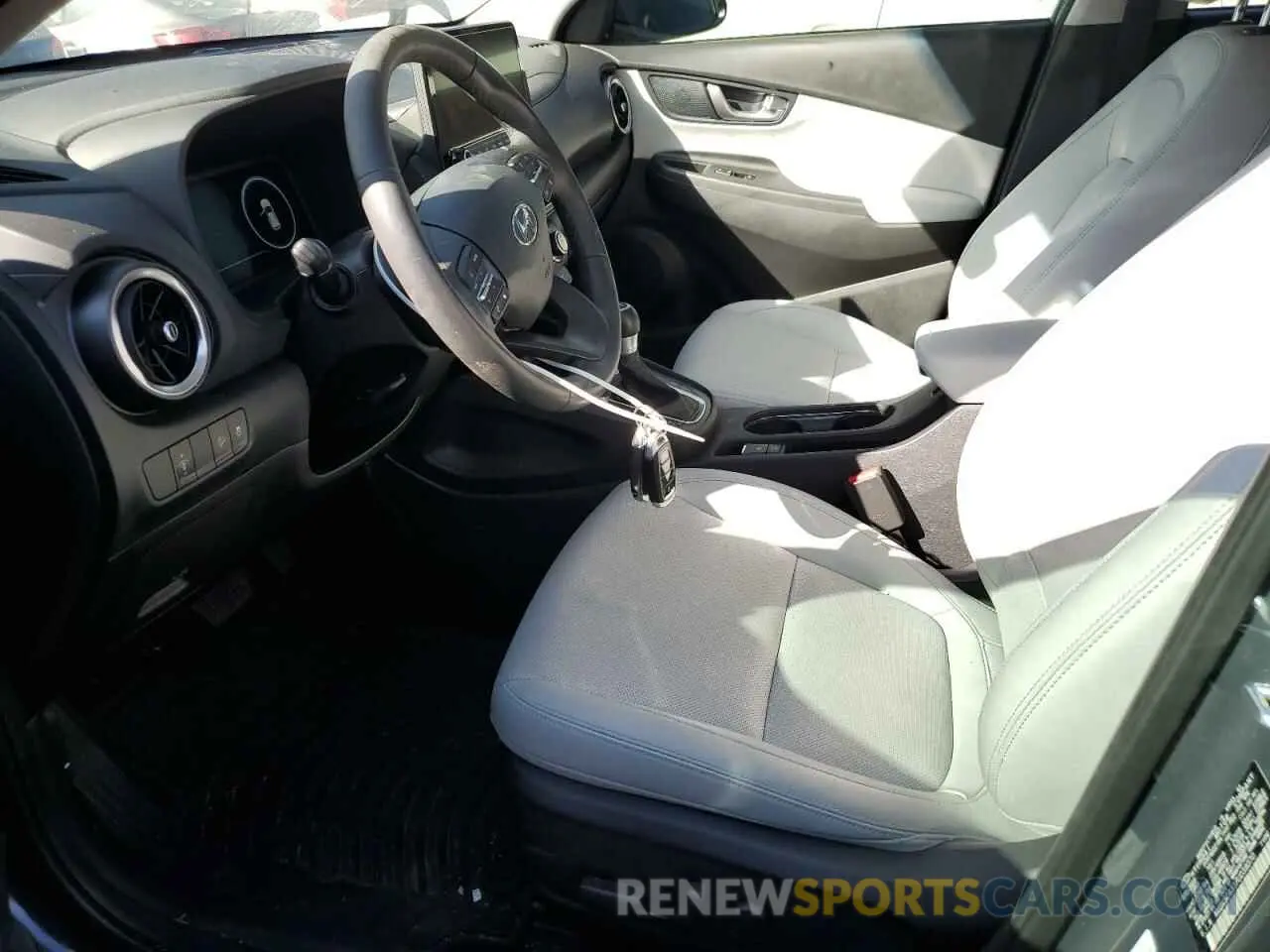 7 Фотография поврежденного автомобиля KM8K5CA31PU039070 HYUNDAI KONA 2023
