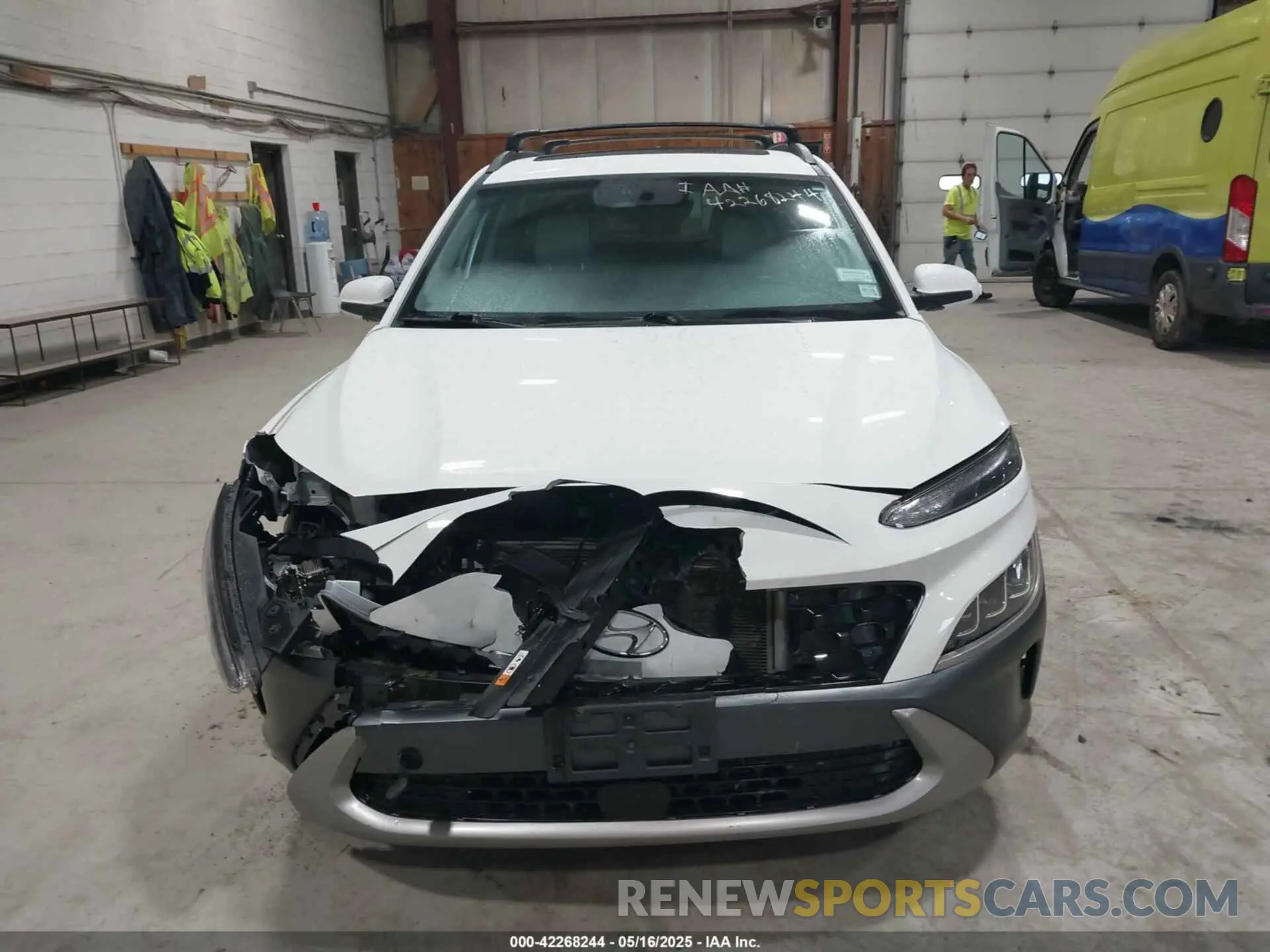 12 Фотография поврежденного автомобиля KM8K5CA3XPU008934 HYUNDAI KONA 2023