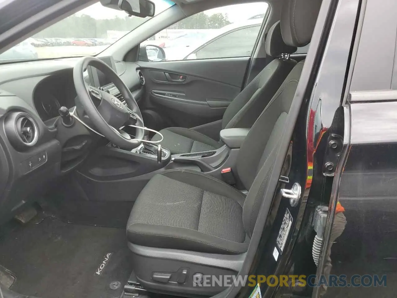 7 Photograph of a damaged car KM8K62AB0PU043982 HYUNDAI KONA 2023