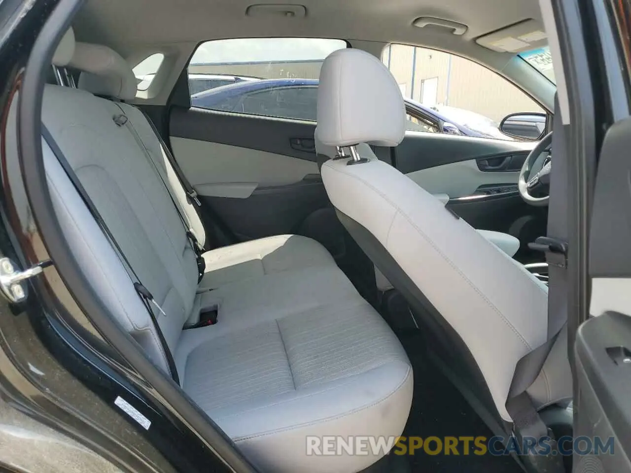 11 Фотография поврежденного автомобиля KM8K62AB0PU975647 HYUNDAI KONA 2023