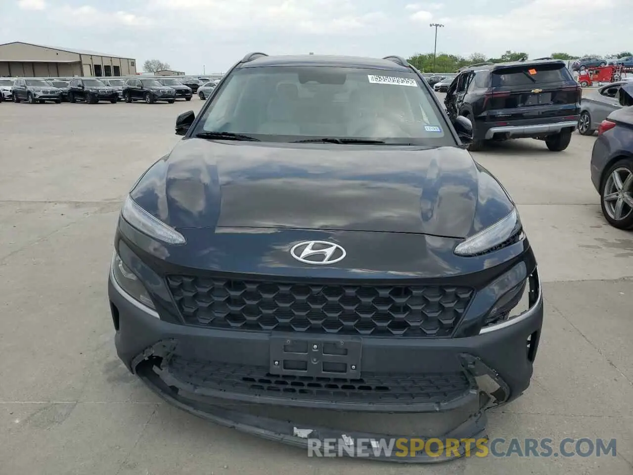 5 Фотография поврежденного автомобиля KM8K62AB0PU975647 HYUNDAI KONA 2023