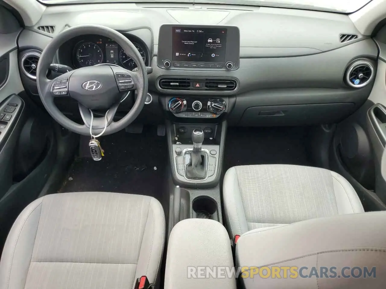 8 Фотография поврежденного автомобиля KM8K62AB0PU975647 HYUNDAI KONA 2023