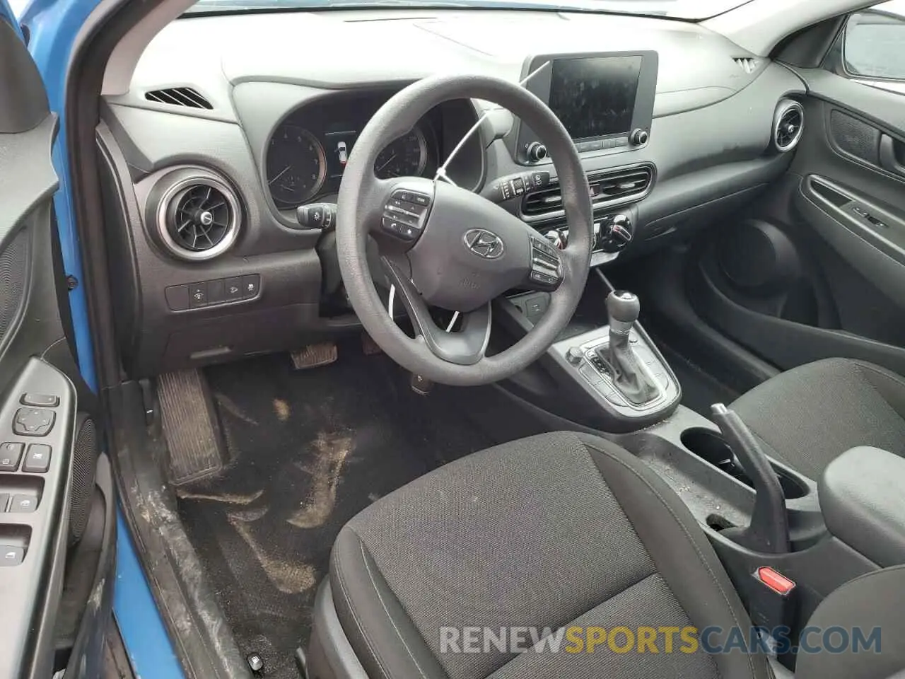 8 Photograph of a damaged car KM8K62AB2PU943542 HYUNDAI KONA 2023