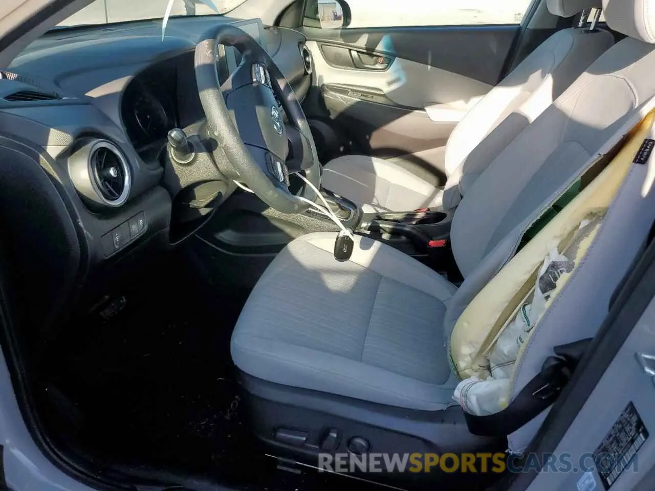 7 Photograph of a damaged car KM8K62AB3PU960351 HYUNDAI KONA 2023