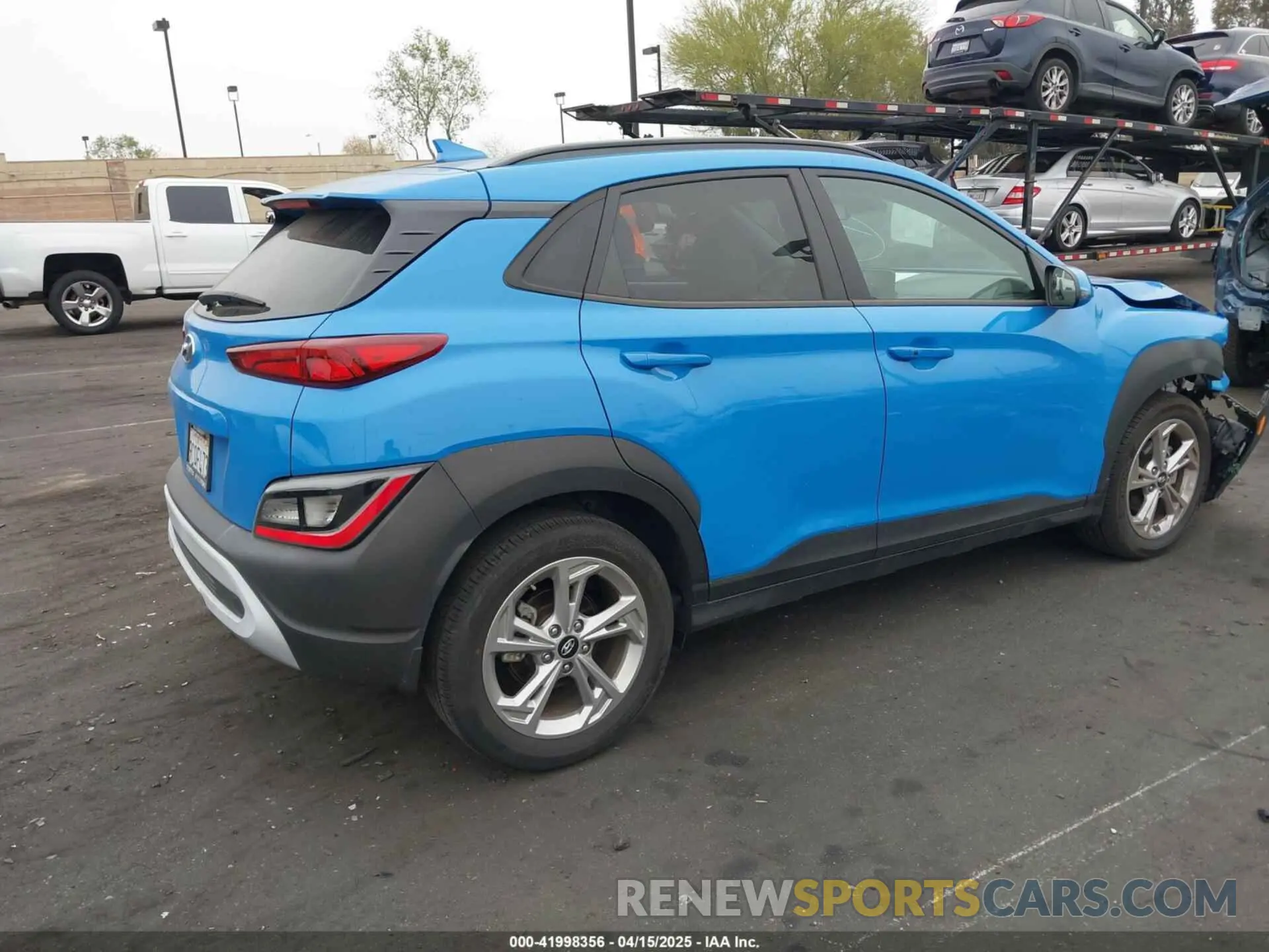 4 Photograph of a damaged car KM8K62AB5PU948640 HYUNDAI KONA 2023