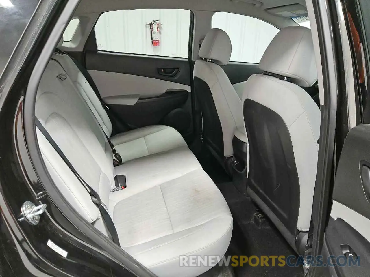 11 Photograph of a damaged car KM8K62AB5PU964272 HYUNDAI KONA 2023