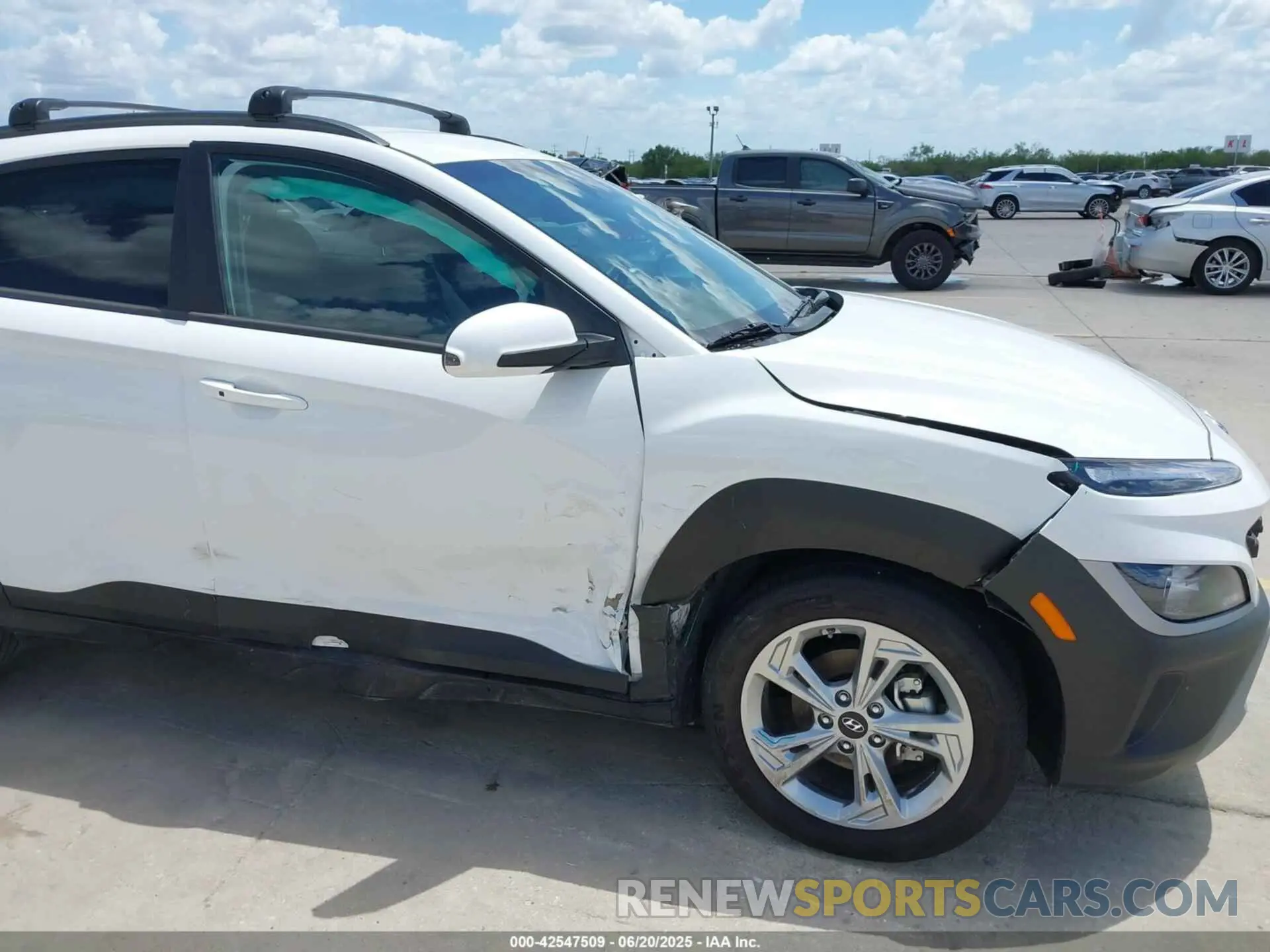 6 Photograph of a damaged car KM8K62AB6PU017029 HYUNDAI KONA 2023