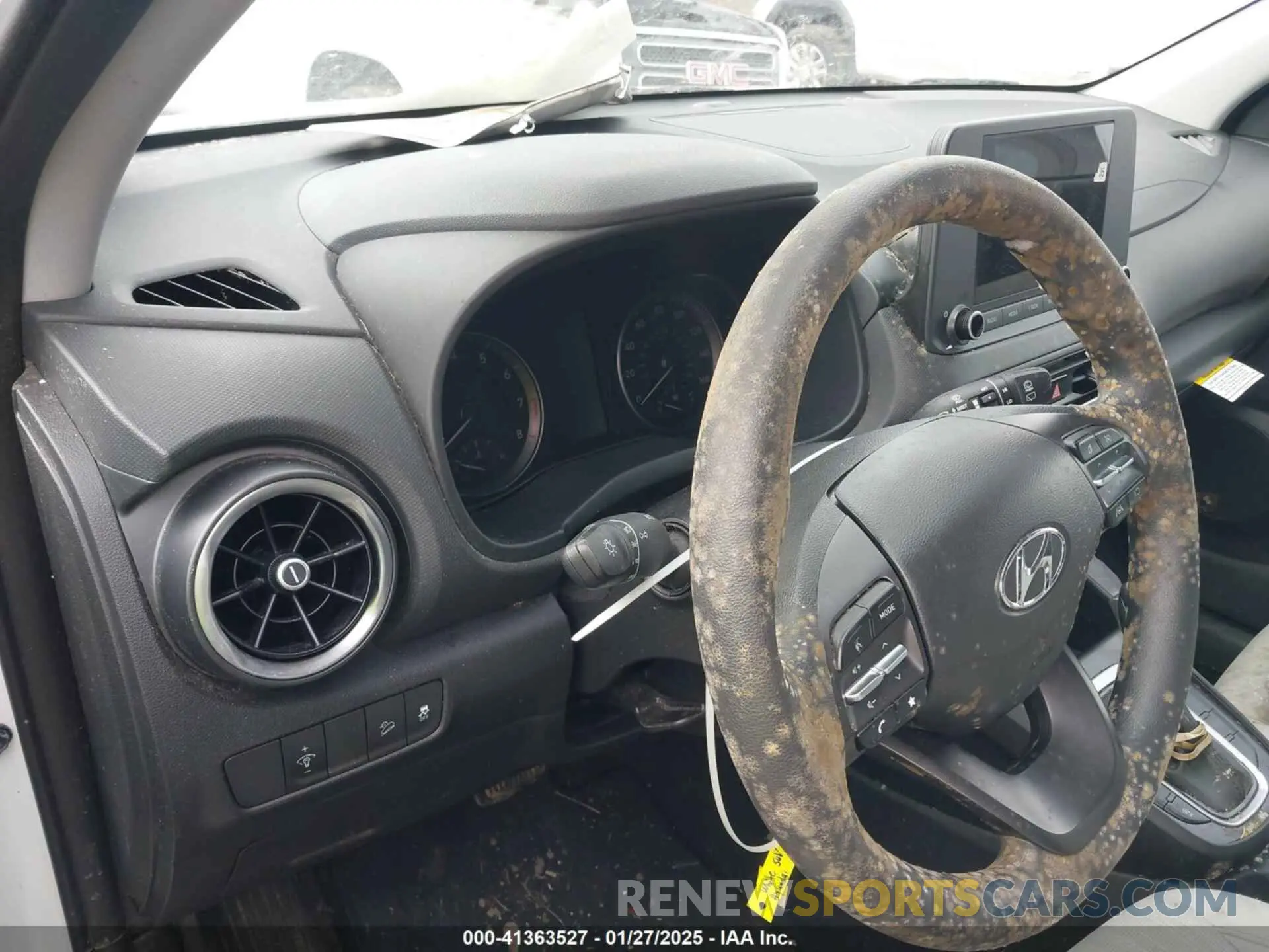 7 Photograph of a damaged car KM8K62AB6PU040648 HYUNDAI KONA 2023