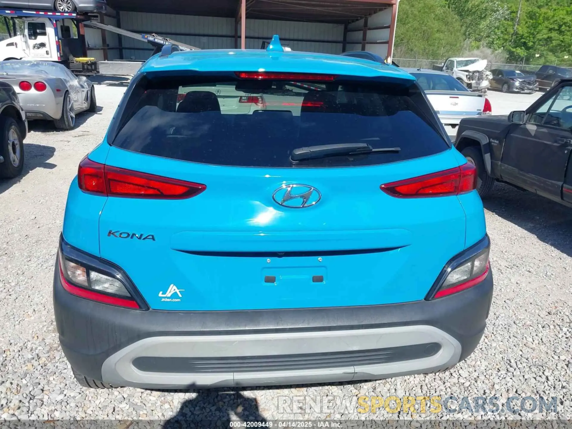 17 Photograph of a damaged car KM8K62AB6PU963843 HYUNDAI KONA 2023