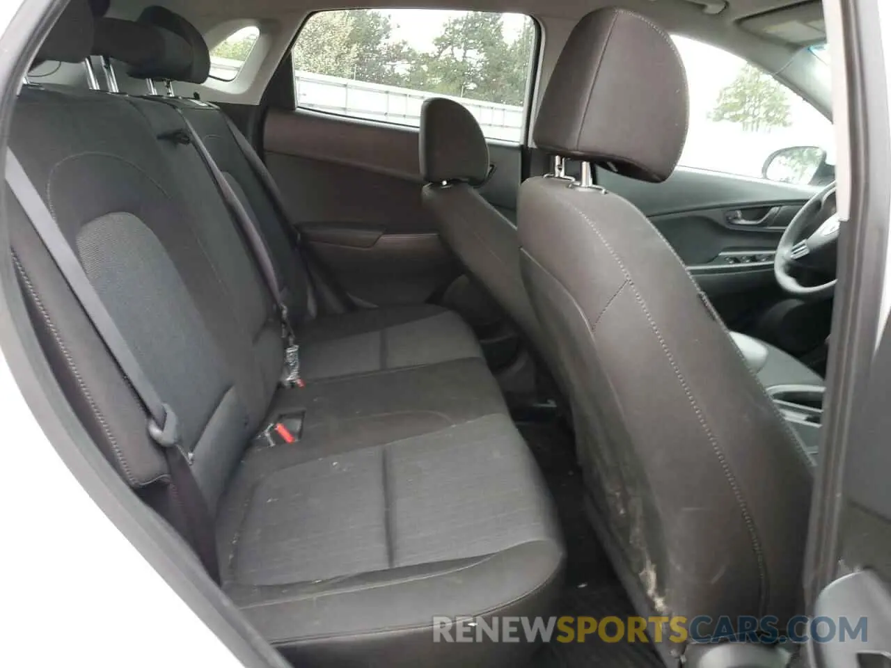 11 Photograph of a damaged car KM8K6CAB0PU051764 HYUNDAI KONA 2023
