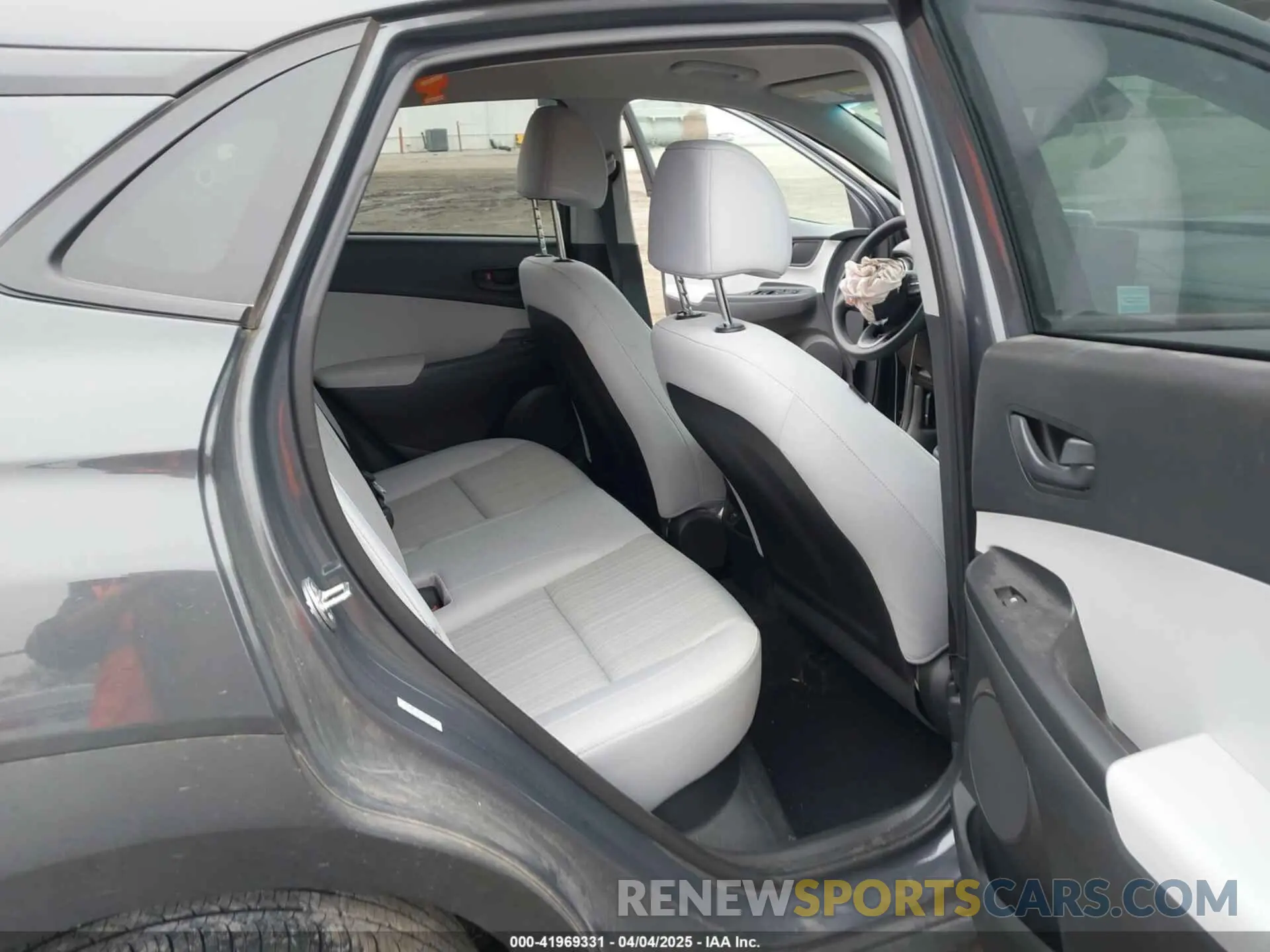 8 Photograph of a damaged car KM8K6CAB0PU987464 HYUNDAI KONA 2023