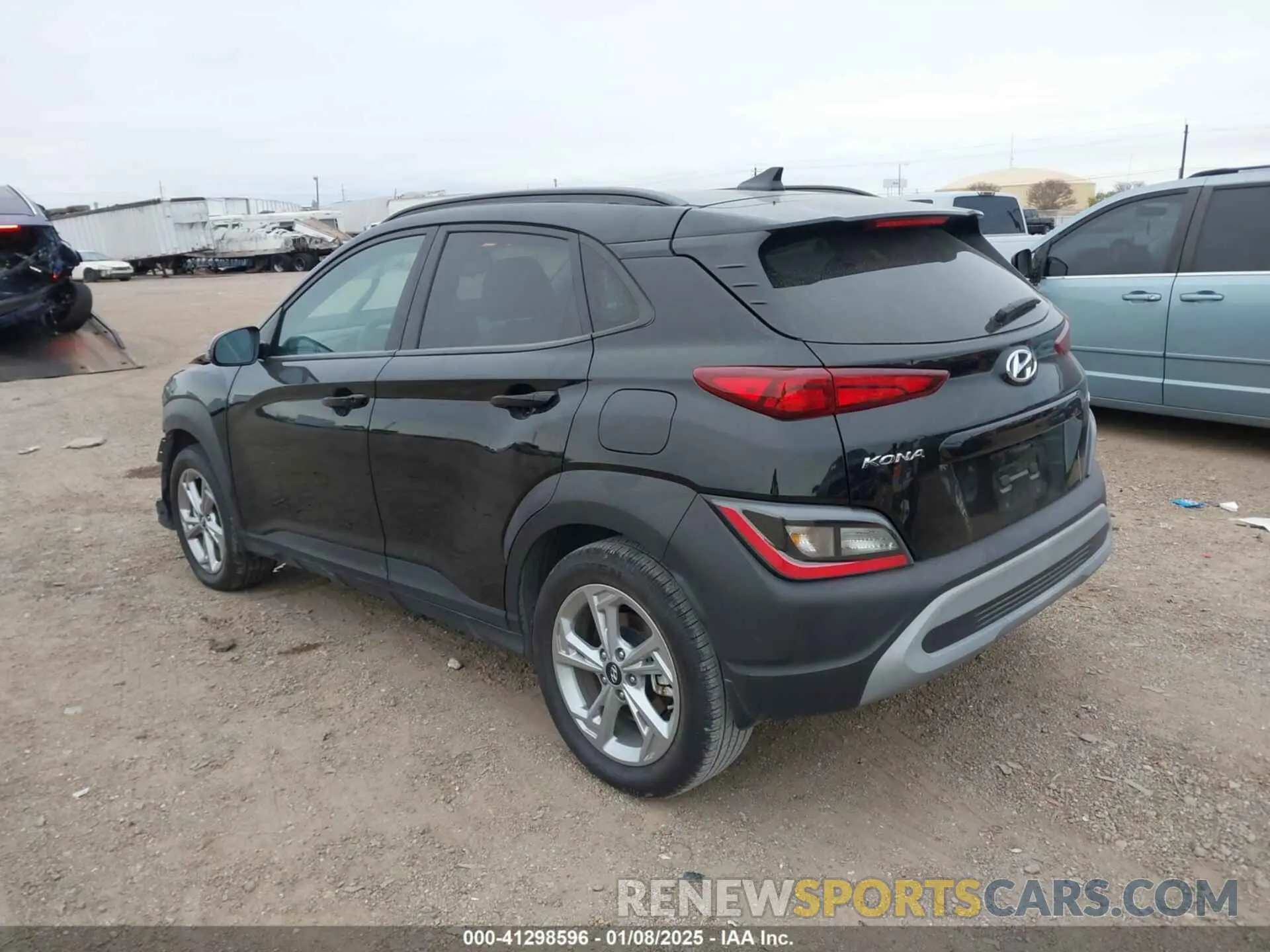 3 Фотография поврежденного автомобиля KM8K6CAB1PU045312 HYUNDAI KONA 2023