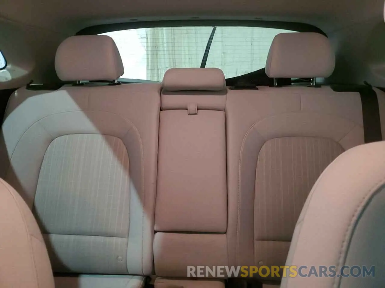10 Фотография поврежденного автомобиля KM8K6CAB4PU943936 HYUNDAI KONA 2023