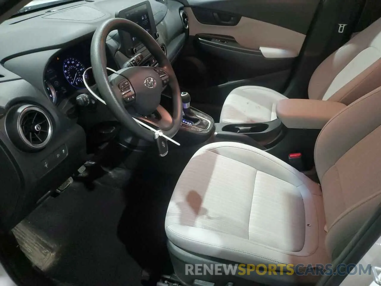7 Фотография поврежденного автомобиля KM8K6CAB4PU943936 HYUNDAI KONA 2023