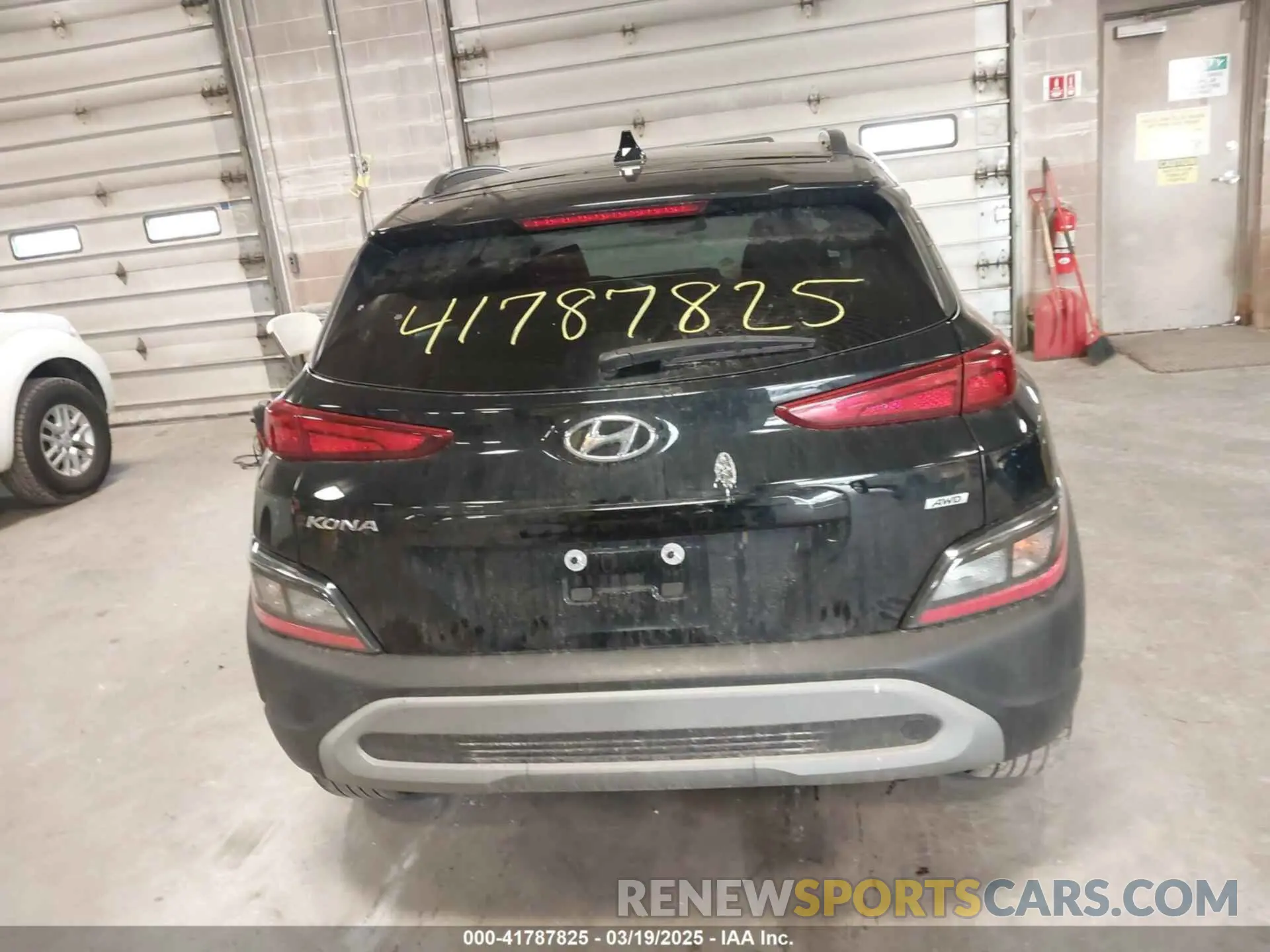 17 Фотография поврежденного автомобиля KM8K6CAB5PU011938 HYUNDAI KONA 2023