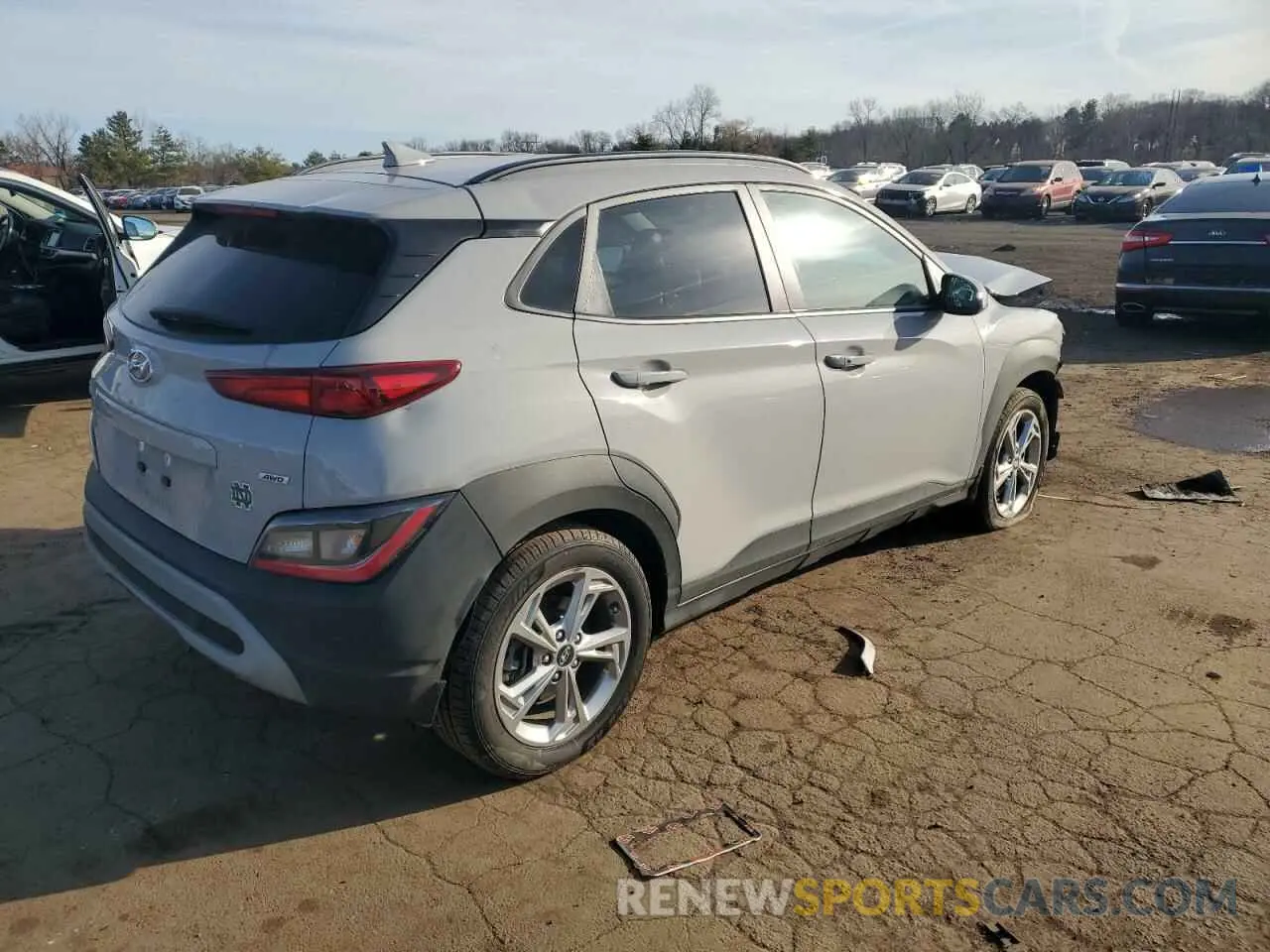 3 Фотография поврежденного автомобиля KM8K6CAB6PU979014 HYUNDAI KONA 2023