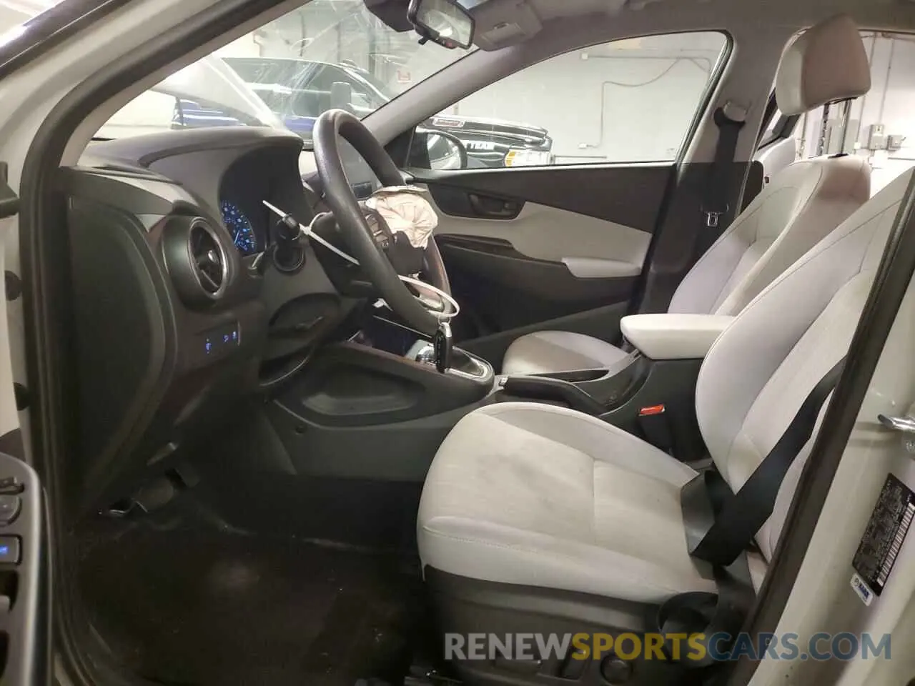 7 Photograph of a damaged car KM8K6CAB6PU983807 HYUNDAI KONA 2023
