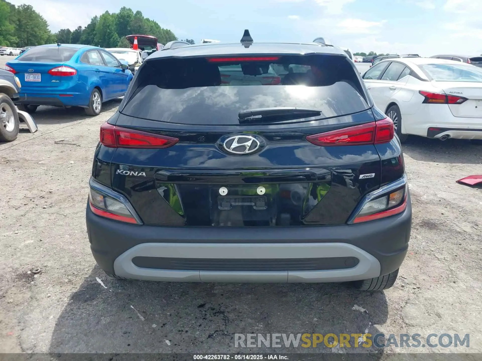15 Photograph of a damaged car KM8K6CAB6PU996783 HYUNDAI KONA 2023