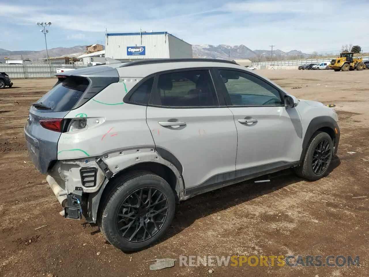 3 Фотография поврежденного автомобиля KM8K6CAB8PU008368 HYUNDAI KONA 2023