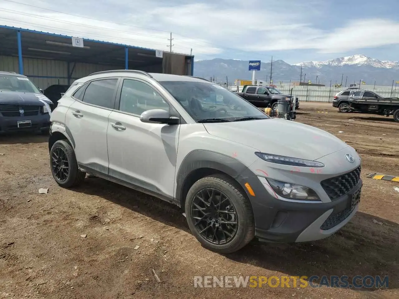 4 Фотография поврежденного автомобиля KM8K6CAB8PU008368 HYUNDAI KONA 2023