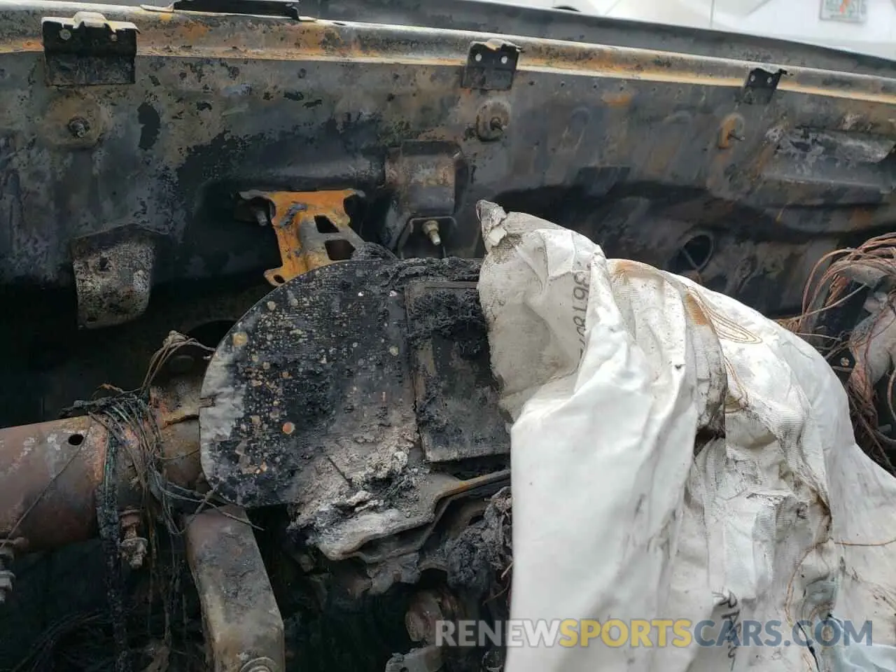 9 Photograph of a damaged car KM8K6CAB9PU019296 HYUNDAI KONA 2023