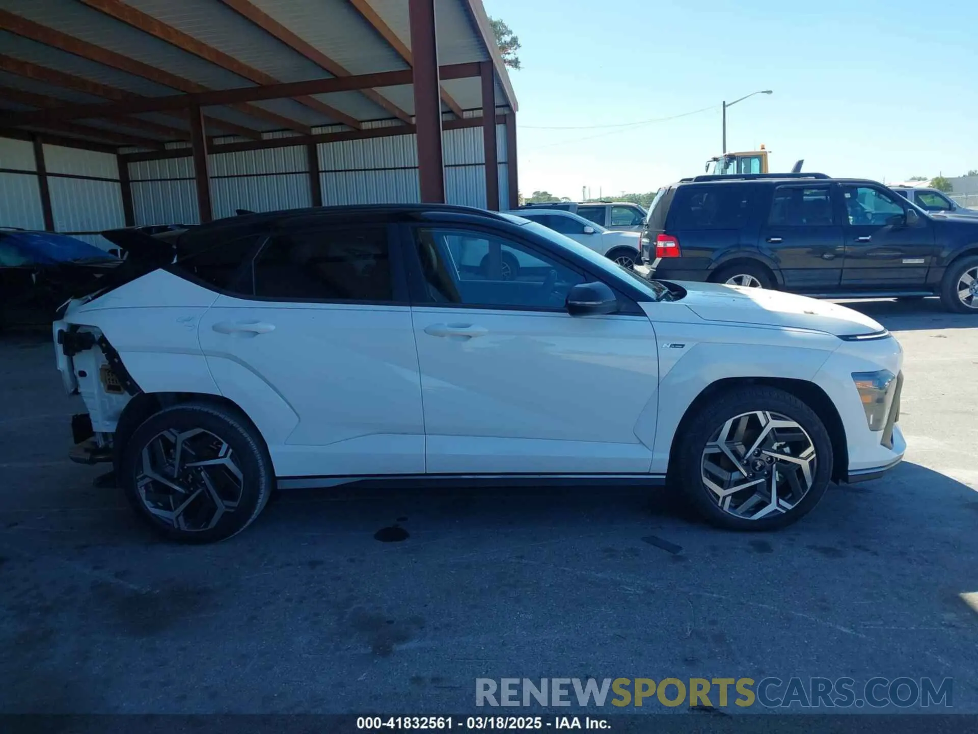 13 Фотография поврежденного автомобиля KM8HA3A38RU168402 HYUNDAI KONA 2024