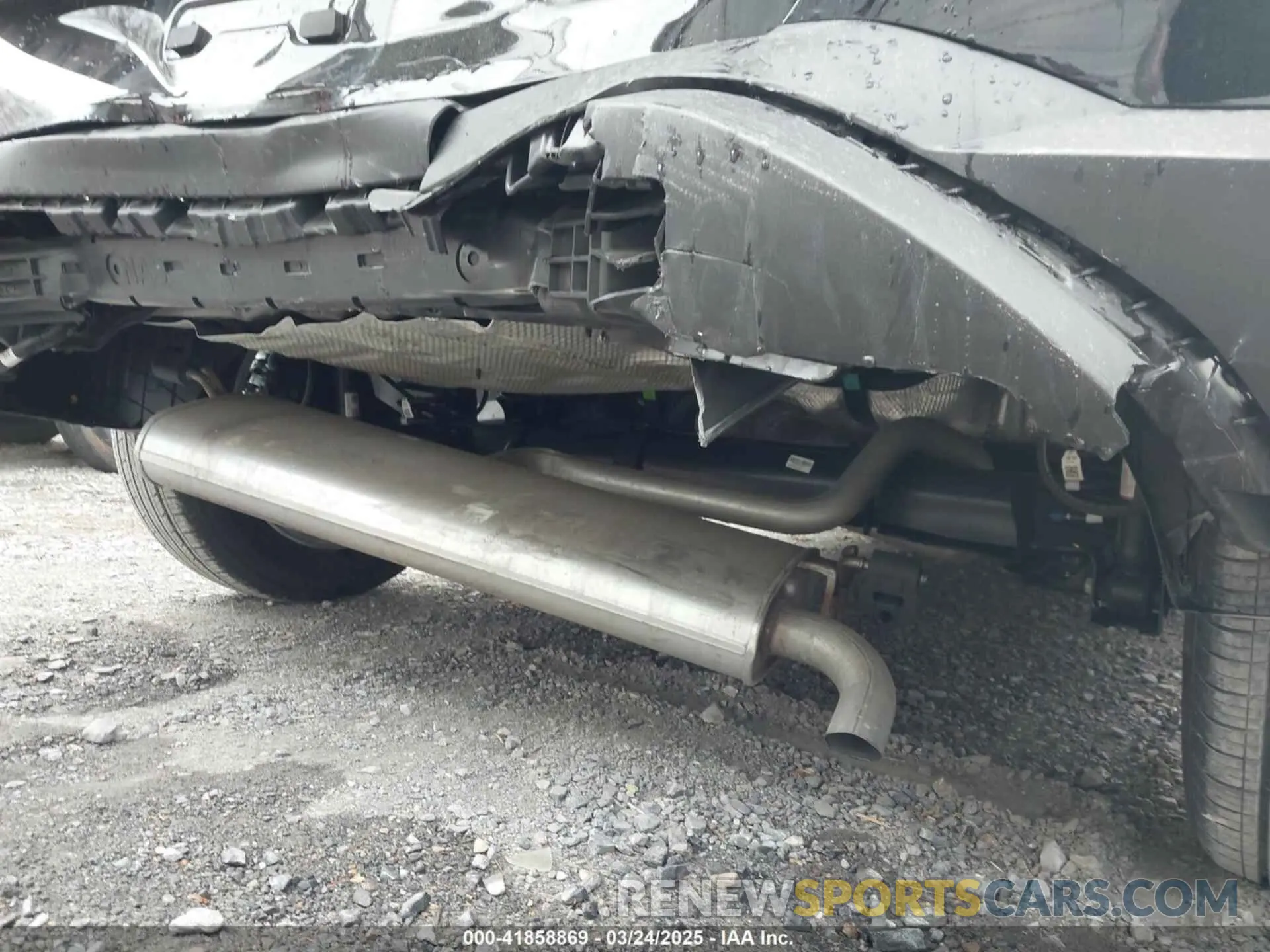 18 Photograph of a damaged car KM8HA3AB2RU184876 HYUNDAI KONA 2024