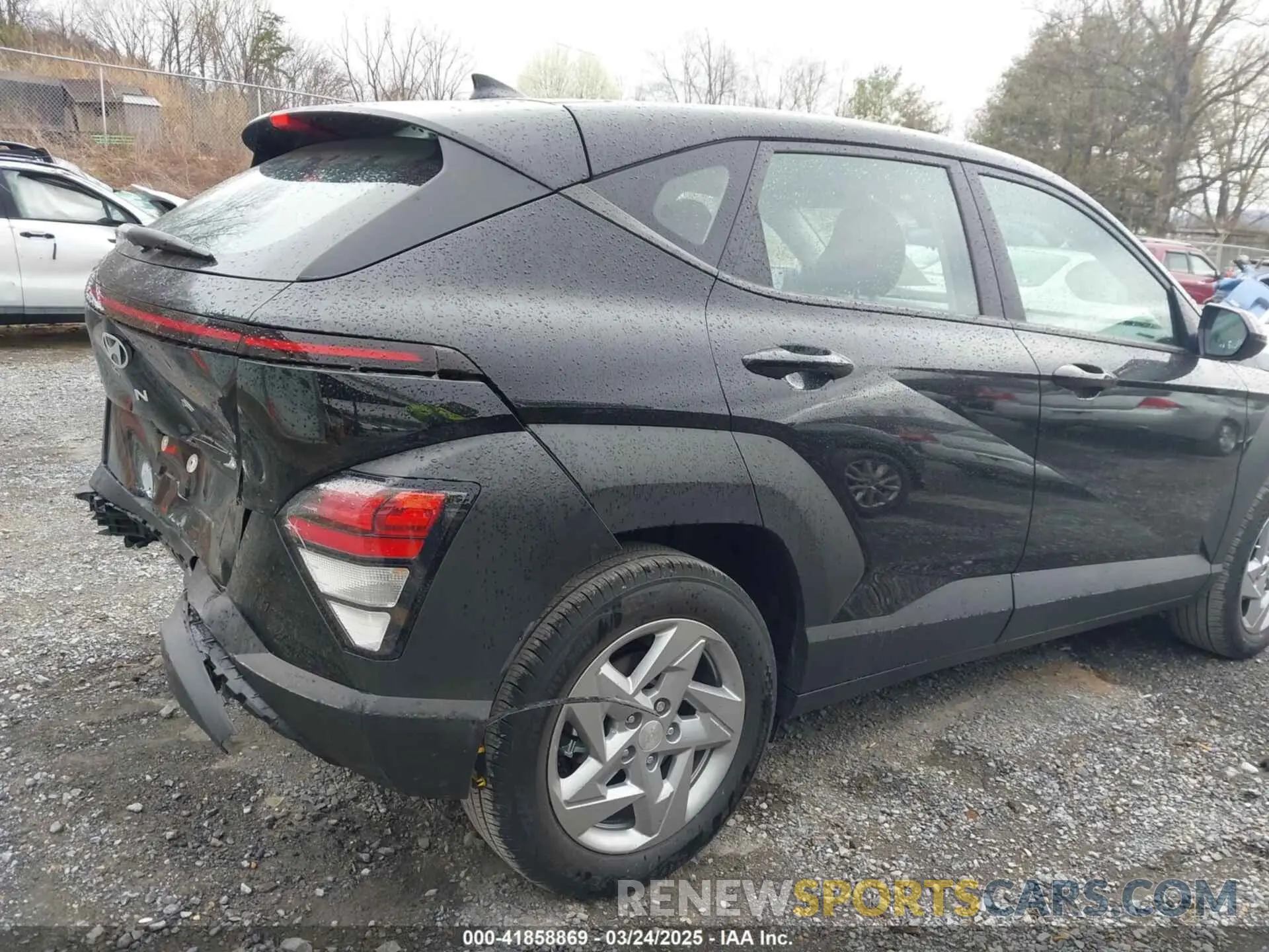 19 Photograph of a damaged car KM8HA3AB2RU184876 HYUNDAI KONA 2024