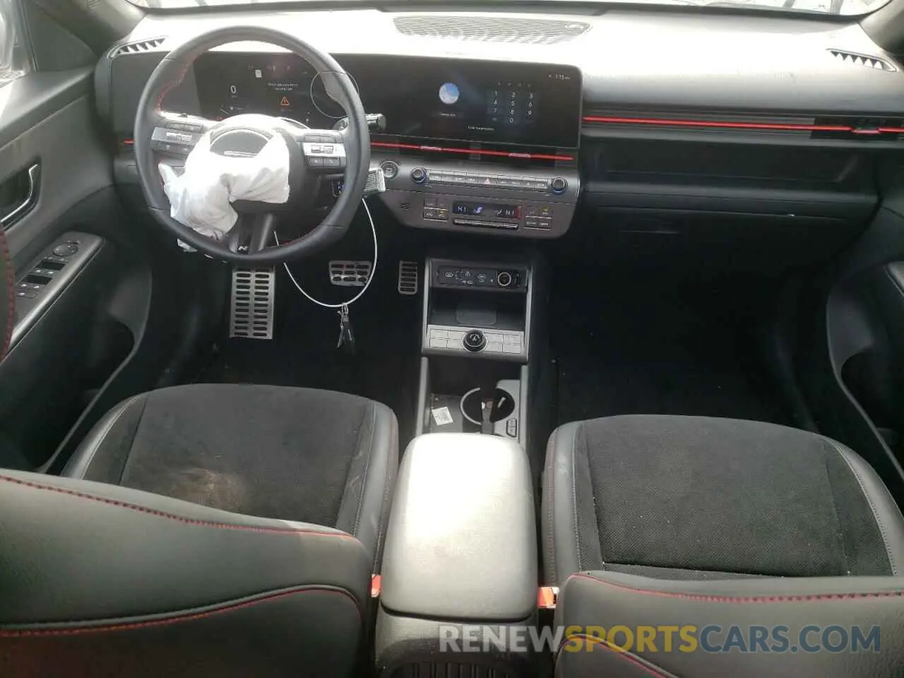 8 Фотография поврежденного автомобиля KM8HACA31RU089671 HYUNDAI KONA 2024