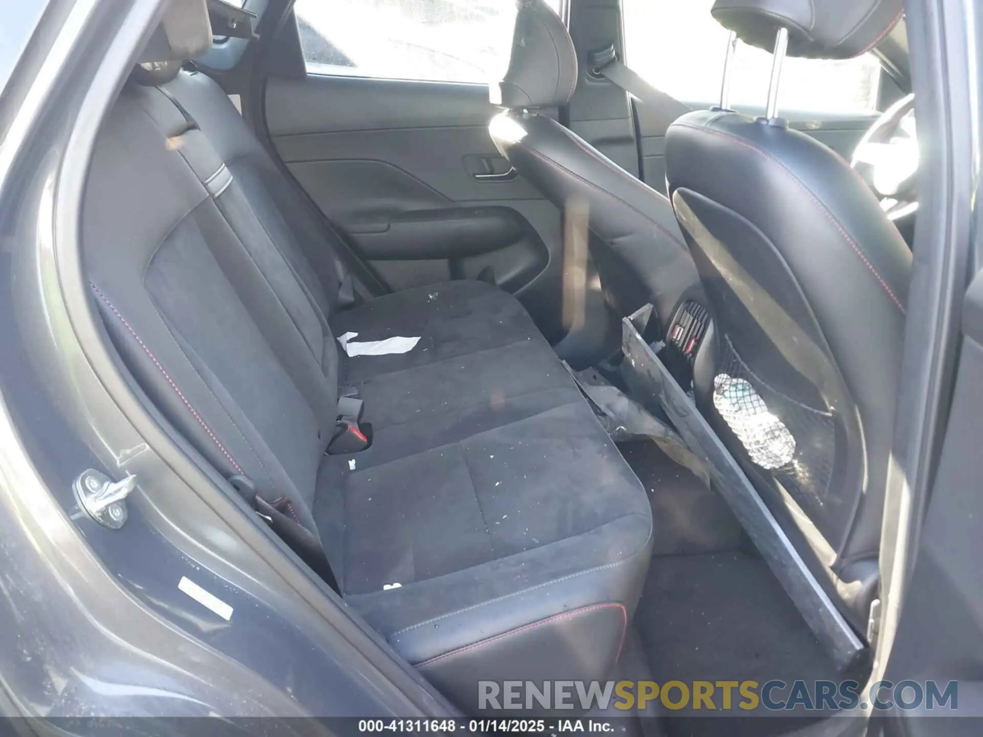 8 Фотография поврежденного автомобиля KM8HACA33RU166301 HYUNDAI KONA 2024