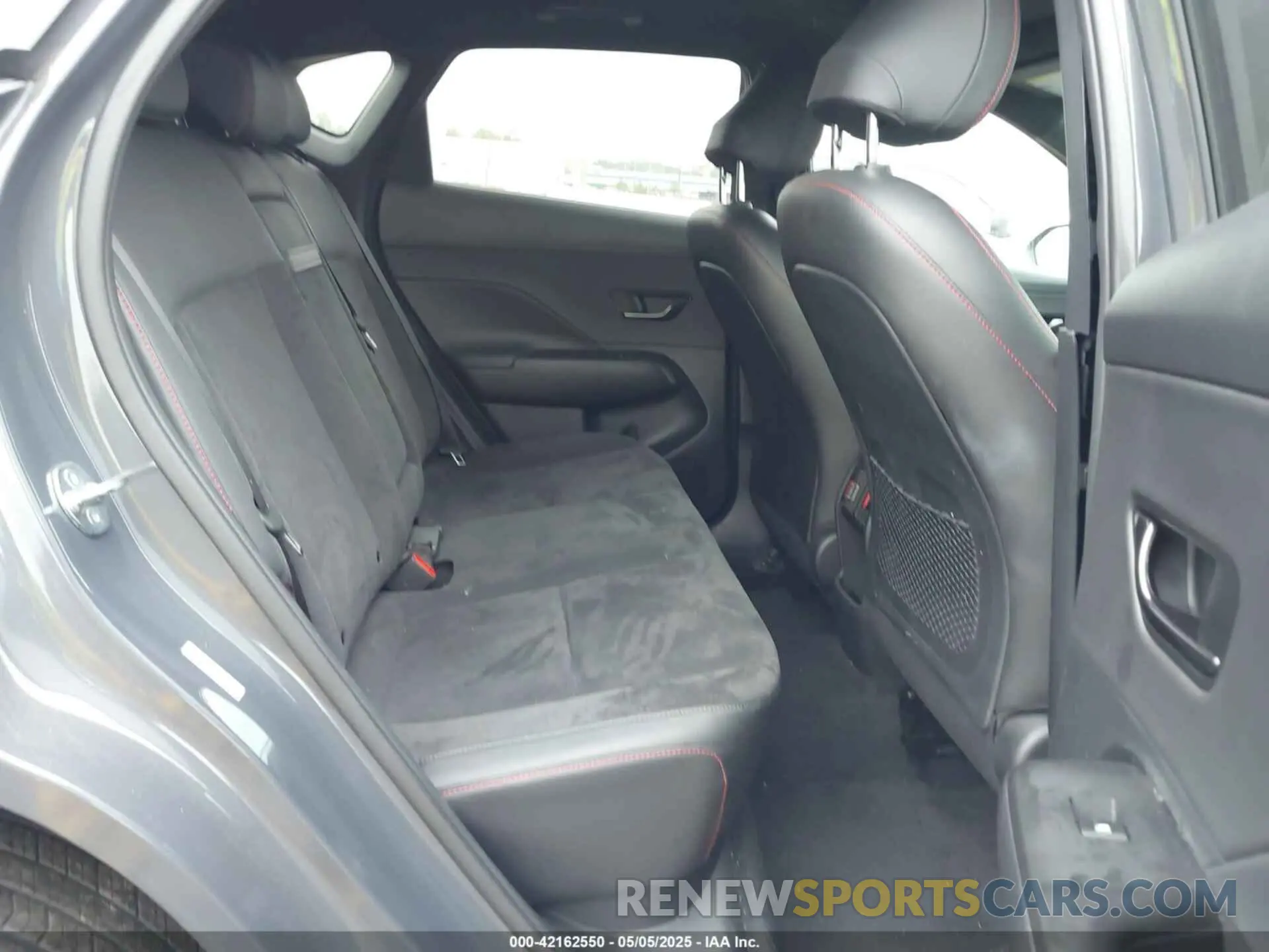 8 Фотография поврежденного автомобиля KM8HACA34RU087073 HYUNDAI KONA 2024