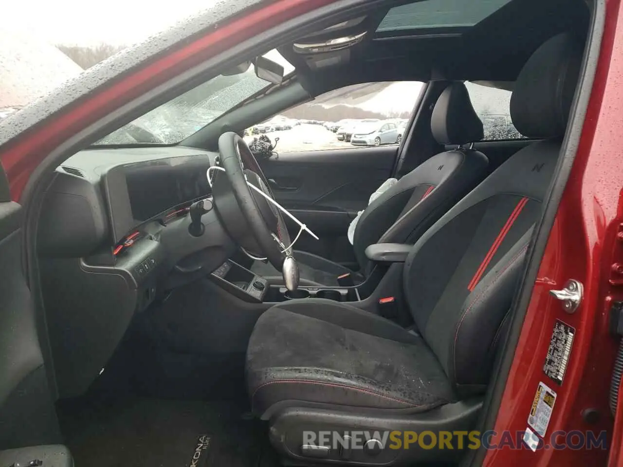 7 Фотография поврежденного автомобиля KM8HACA3XRU118164 HYUNDAI KONA 2024