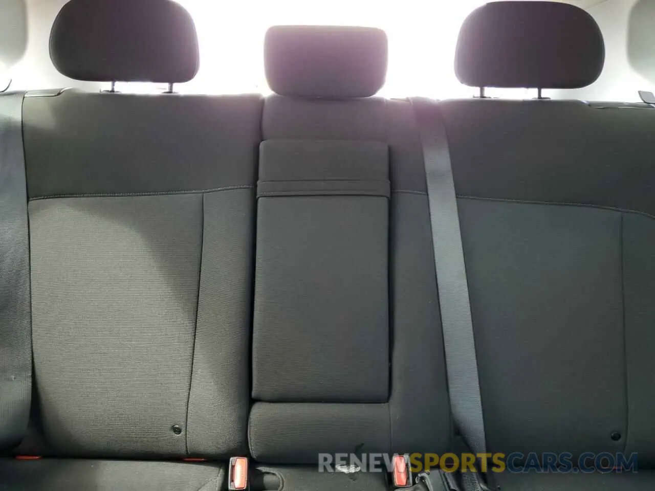 10 Photograph of a damaged car KM8HB3AB2RU086086 HYUNDAI KONA 2024