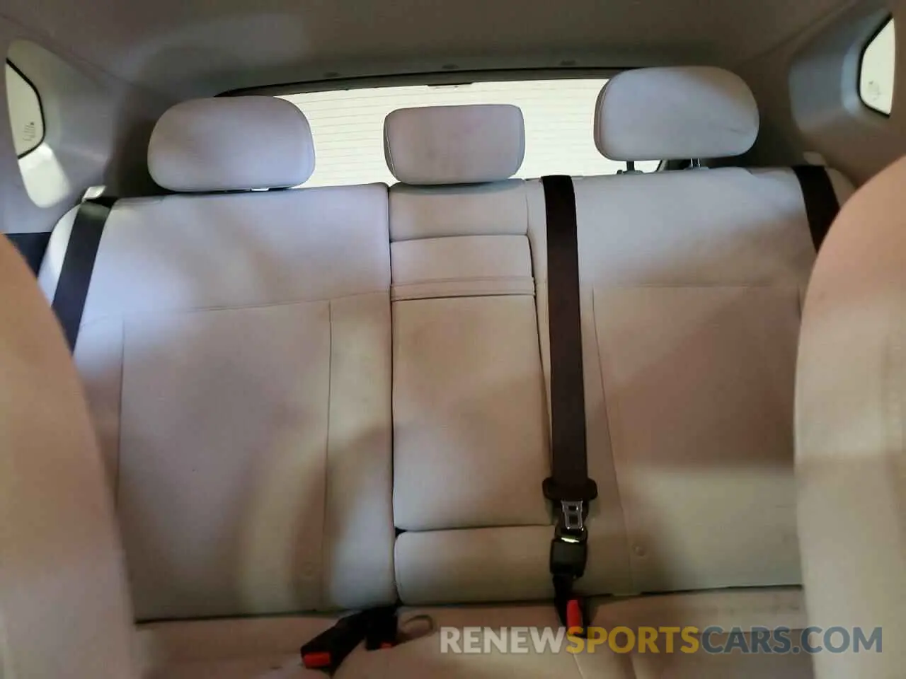 10 Фотография поврежденного автомобиля KM8HB3AB2RU165810 HYUNDAI KONA 2024