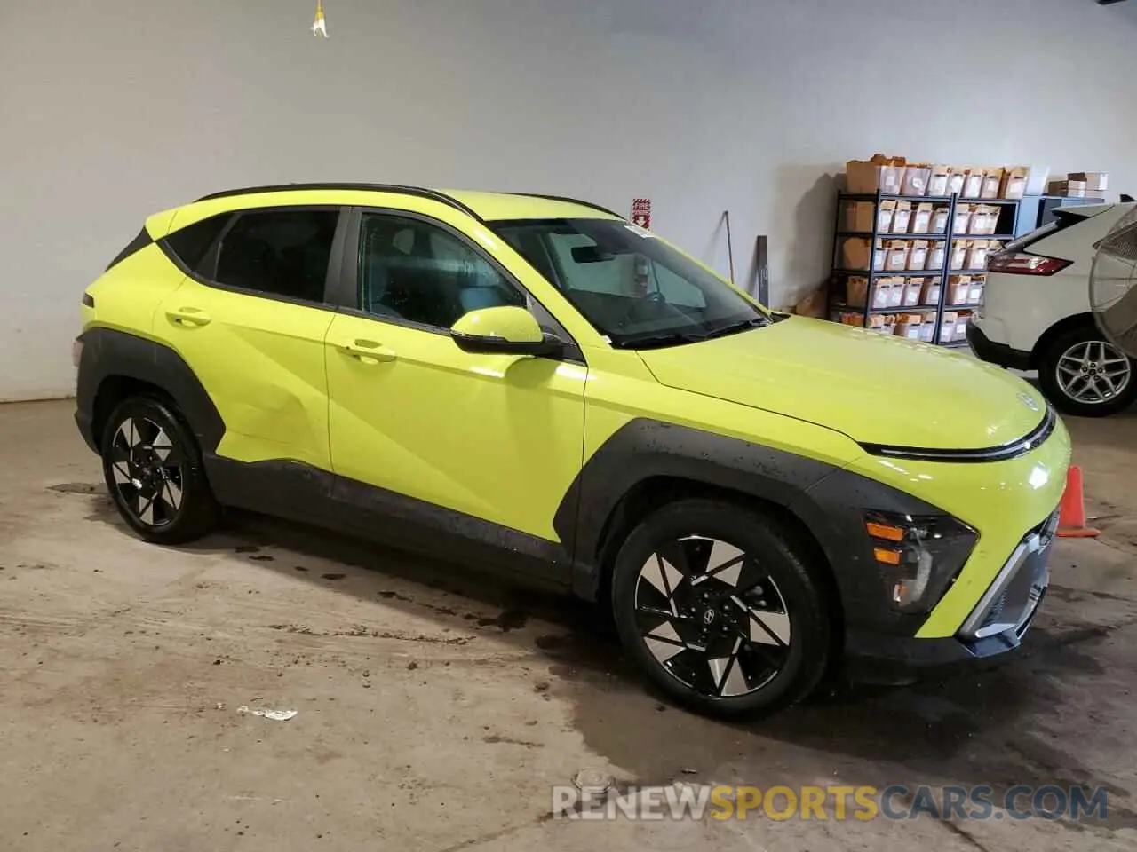 4 Фотография поврежденного автомобиля KM8HB3AB2RU165810 HYUNDAI KONA 2024