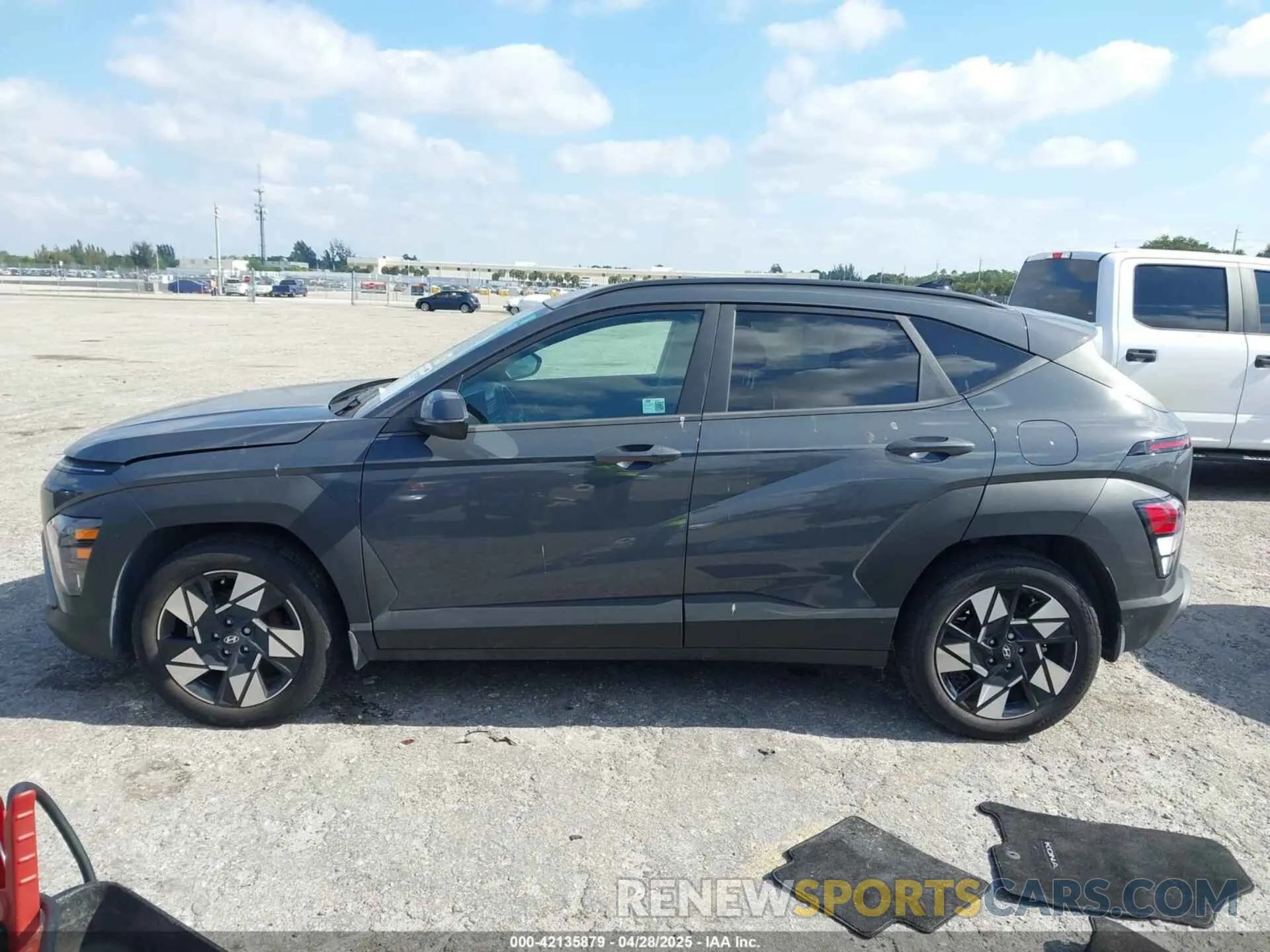 14 Фотография поврежденного автомобиля KM8HB3AB3RU116017 HYUNDAI KONA 2024