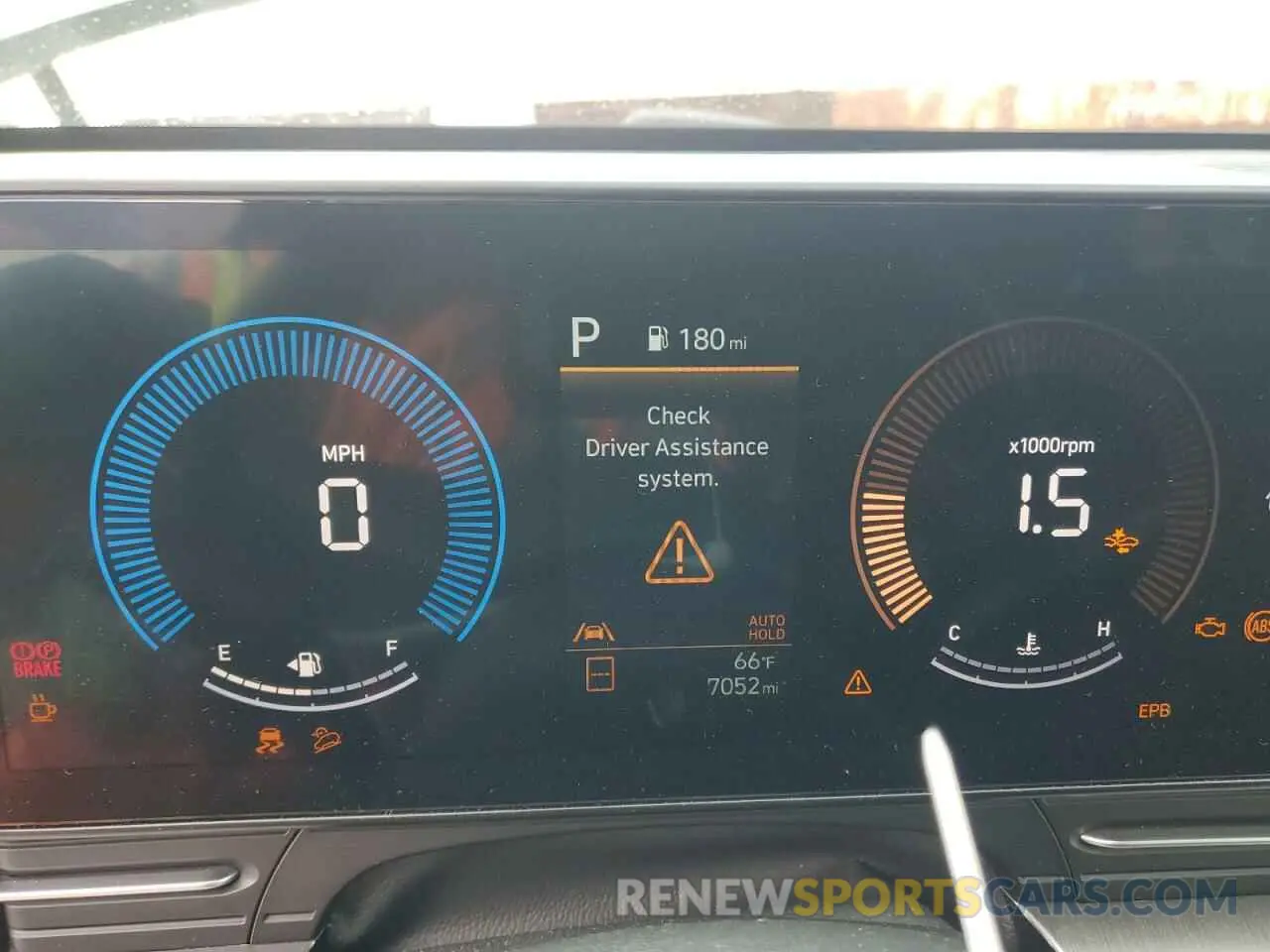 9 Фотография поврежденного автомобиля KM8HB3AB4RU118973 HYUNDAI KONA 2024