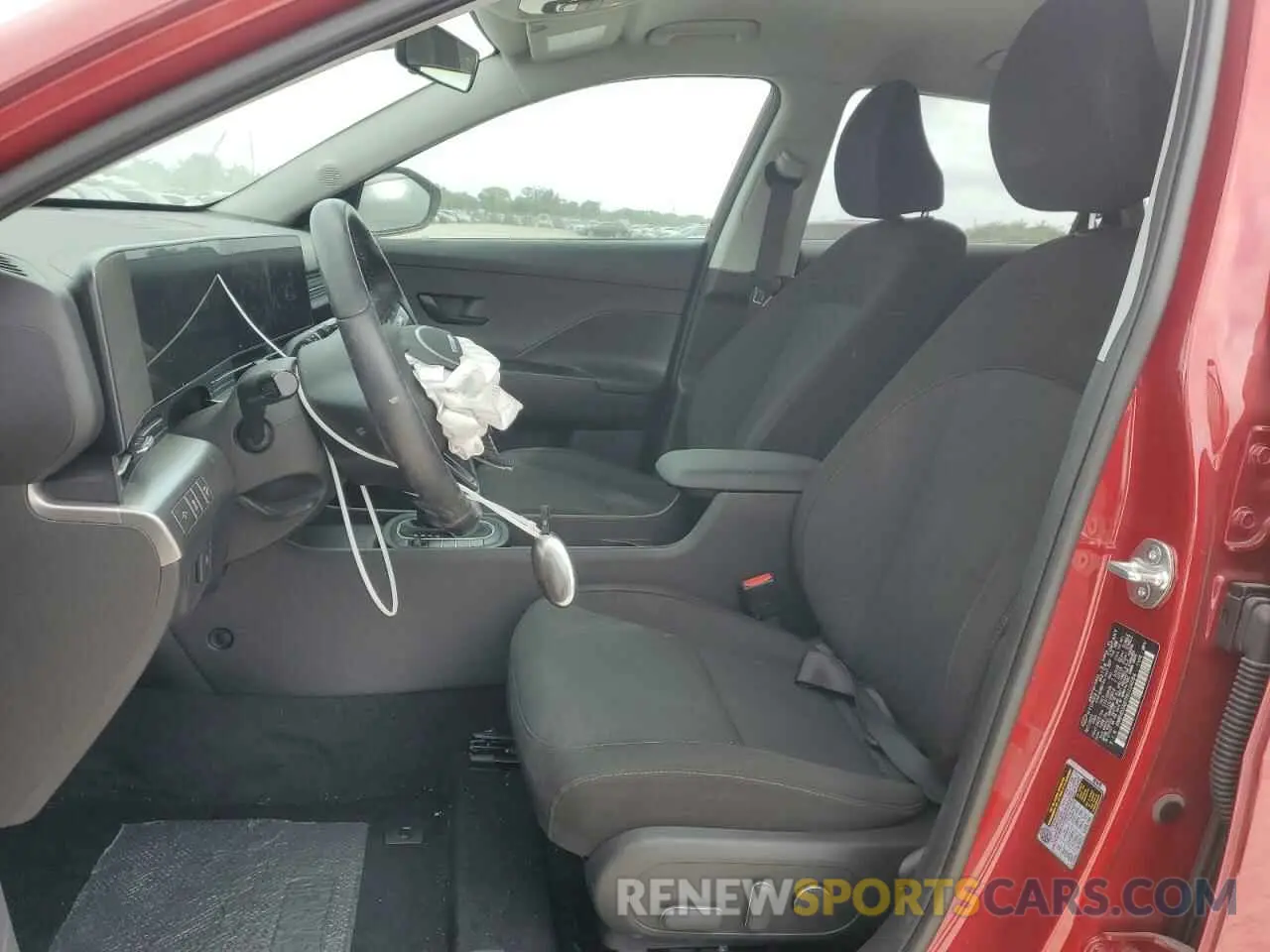 7 Фотография поврежденного автомобиля KM8HB3AB7RU104064 HYUNDAI KONA 2024
