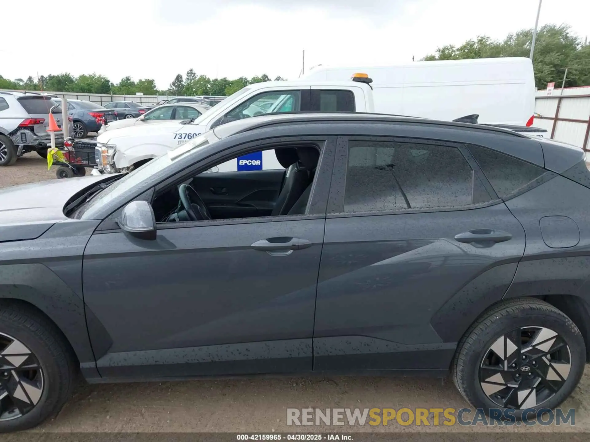 15 Фотография поврежденного автомобиля KM8HB3AB7RU123570 HYUNDAI KONA 2024