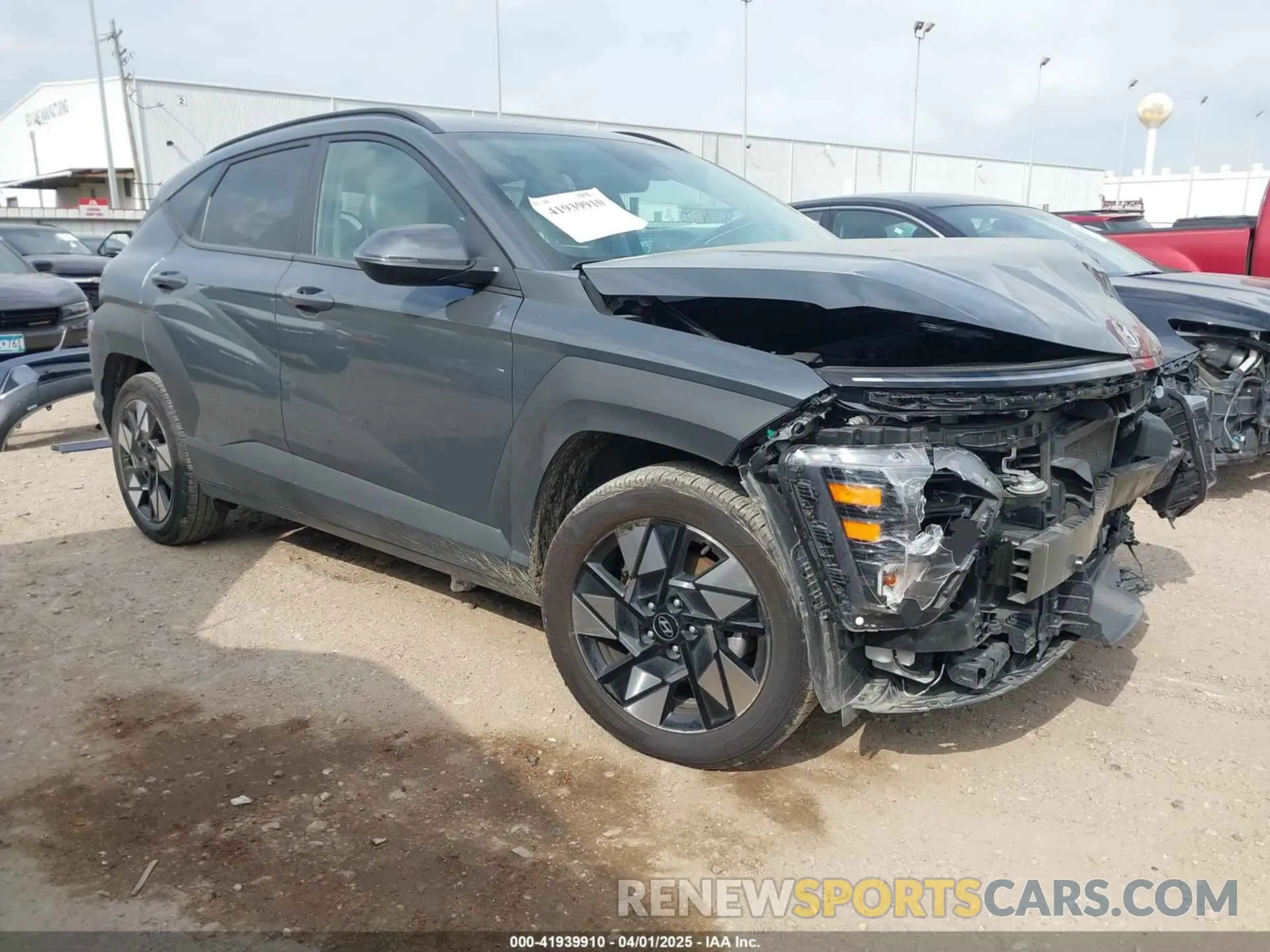 1 Фотография поврежденного автомобиля KM8HB3AB7RU145407 HYUNDAI KONA 2024