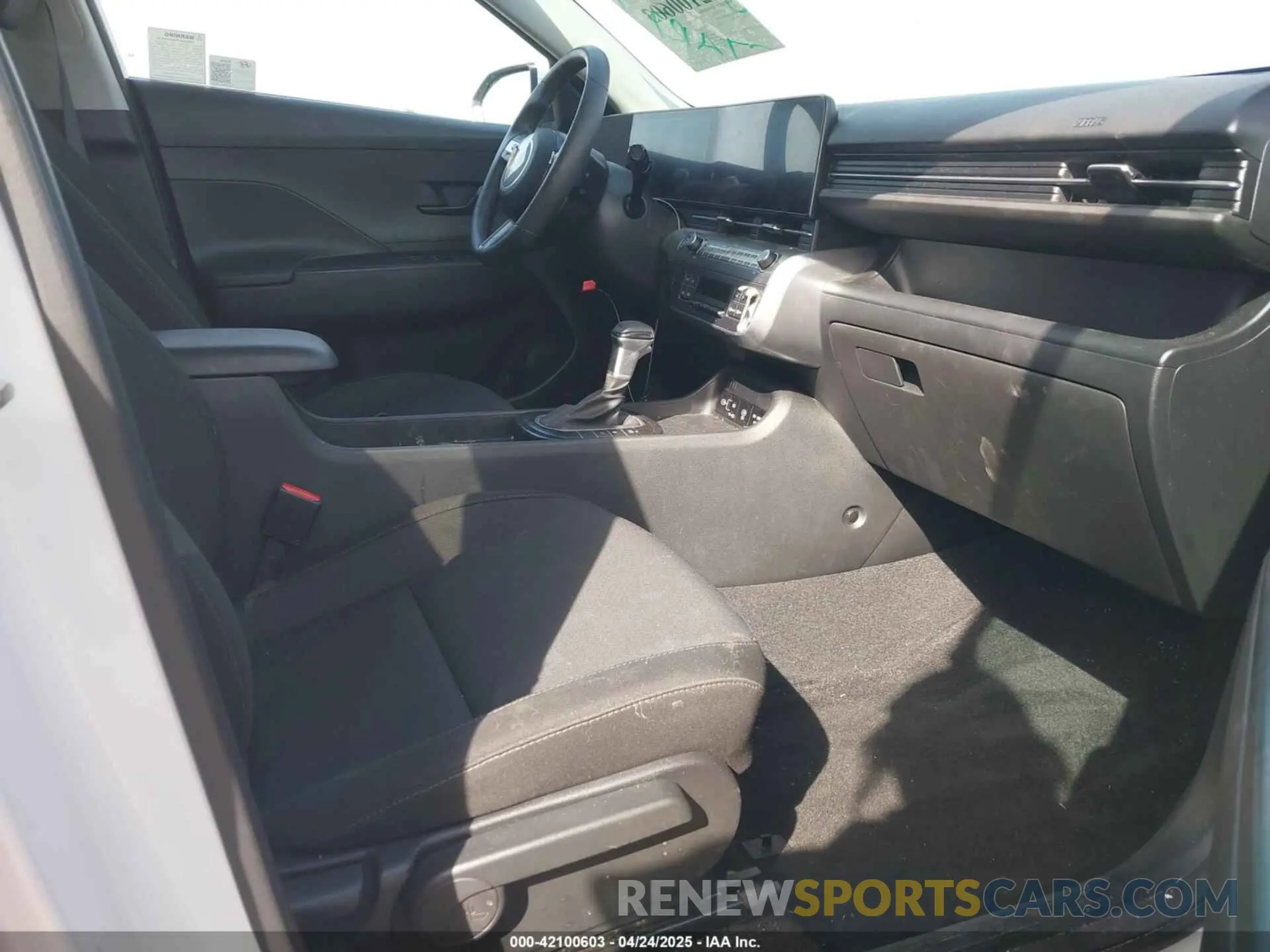 5 Photograph of a damaged car KM8HB3AB8RU169294 HYUNDAI KONA 2024
