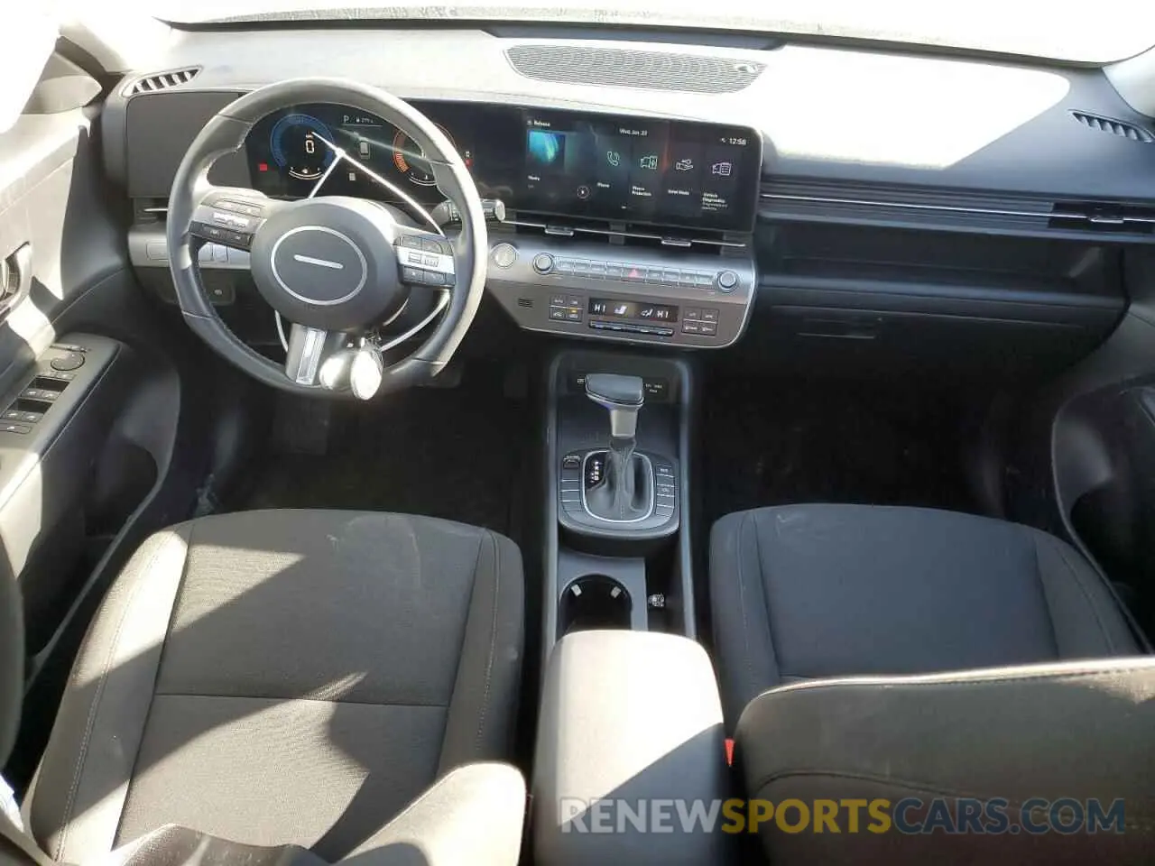 8 Фотография поврежденного автомобиля KM8HB3AB9RU085825 HYUNDAI KONA 2024