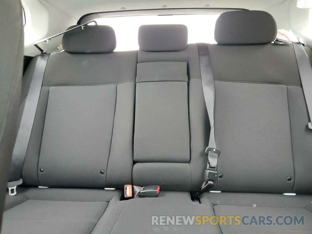 10 Photograph of a damaged car KM8HB3AB9RU097084 HYUNDAI KONA 2024