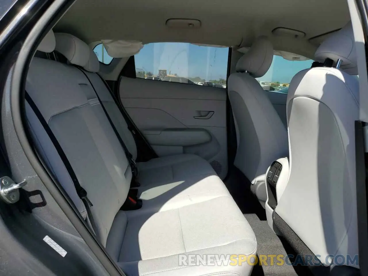11 Фотография поврежденного автомобиля KM8HB3AB9RU101151 HYUNDAI KONA 2024