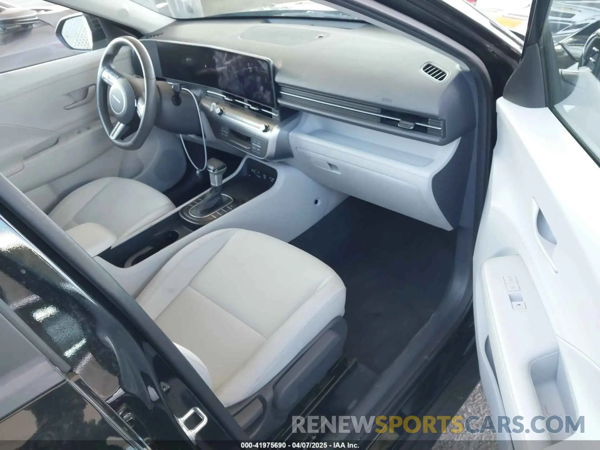5 Фотография поврежденного автомобиля KM8HB3AB9RU117284 HYUNDAI KONA 2024