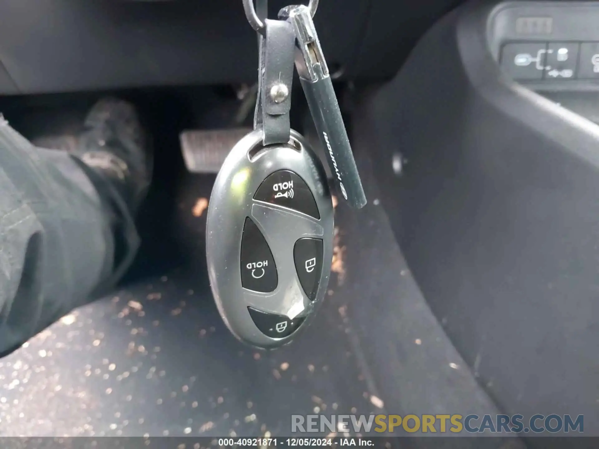 11 Photograph of a damaged car KM8HBCAB1RU087441 HYUNDAI KONA 2024