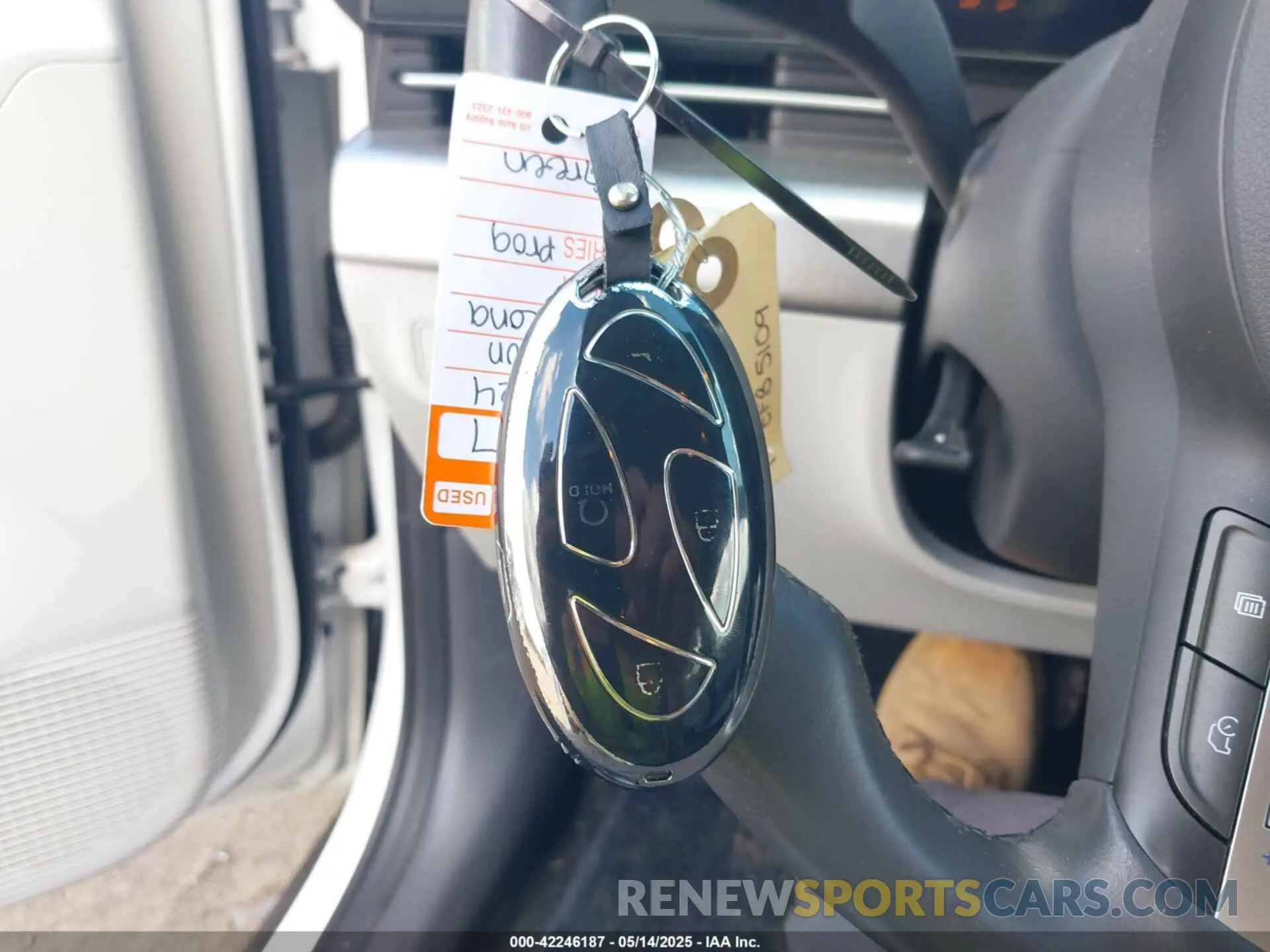 11 Фотография поврежденного автомобиля KM8HBCAB2RU077839 HYUNDAI KONA 2024